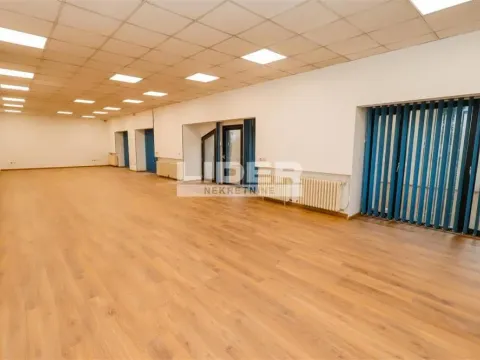Izdavanje, poslovni prostor, 251m², Stari Grad, Beograd - image 12