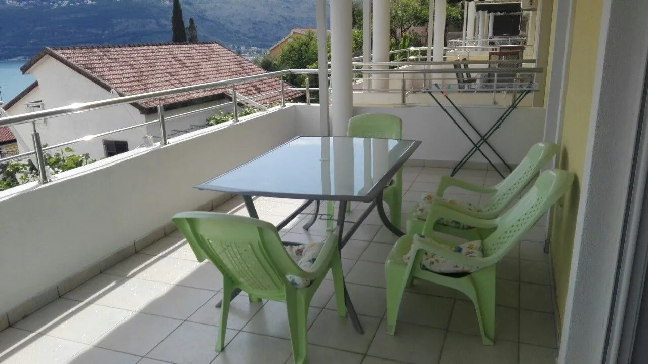 Prodaja, stan, 56m², Kotor, Crna Gora