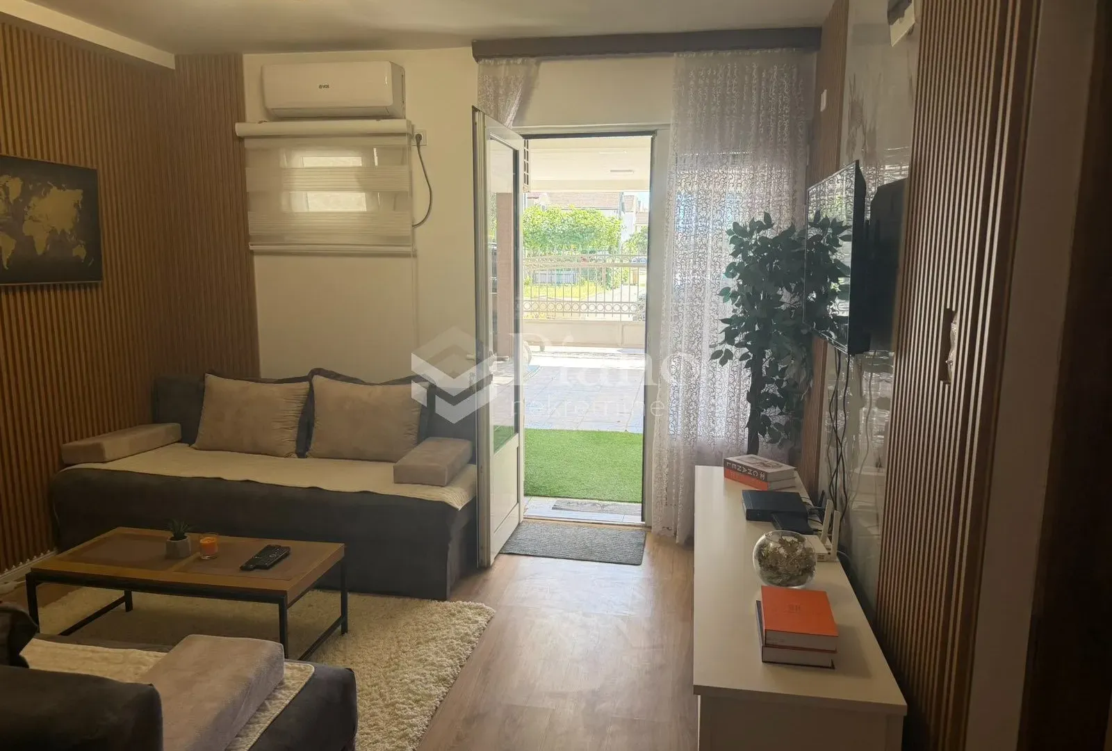 Rent, apartment, 40m², Stari Aerodrom, Podgorica