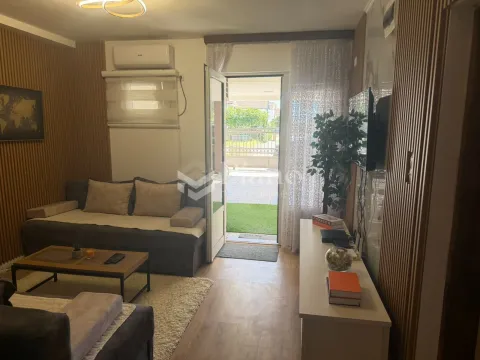 Rent, apartment, 40m², Stari Aerodrom, Podgorica - image 2