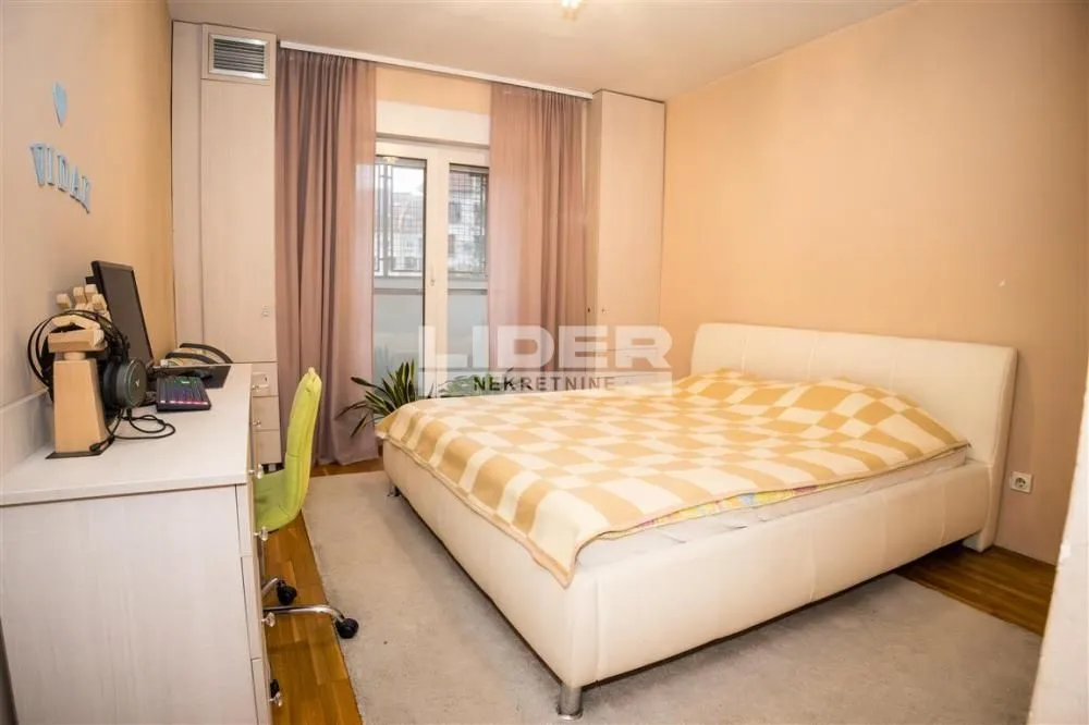 Prodaja, trosoban stan, 69m², Čukarica, Beograd