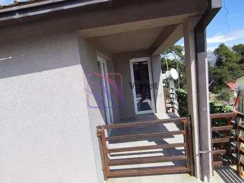 Rent, two bedroom apartment, 80m², Malo Brdo, Podgorica - image 10