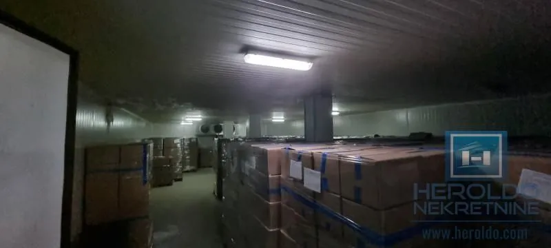 Sale, office space, 2400m², Vranje, Srbija