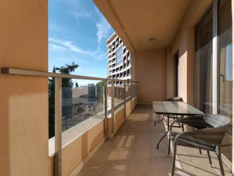 Sale, three bedroom apartment, 189m², Budva, Crna Gora - image 15