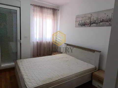 Rent, one bedroom apartment, 43m², City Kej, Podgorica - image 4
