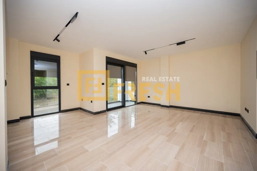 Prodaja, trosoban stan, 111m², Zagorič, Podgorica