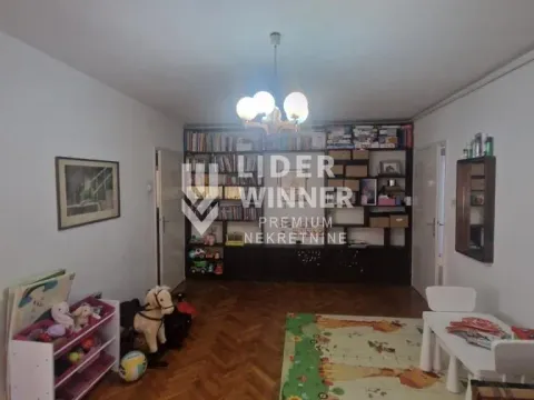 Prodaja, trosoban stan, 77m², Čubura, Beograd - image 15