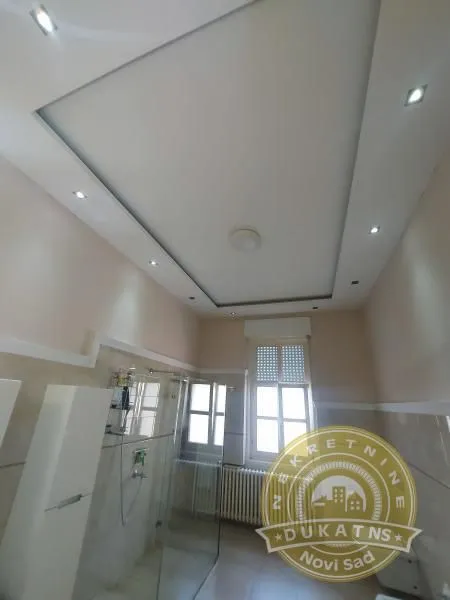 Prodaja, kuća, 187m², Sremska Kamenica, Petrovaradin