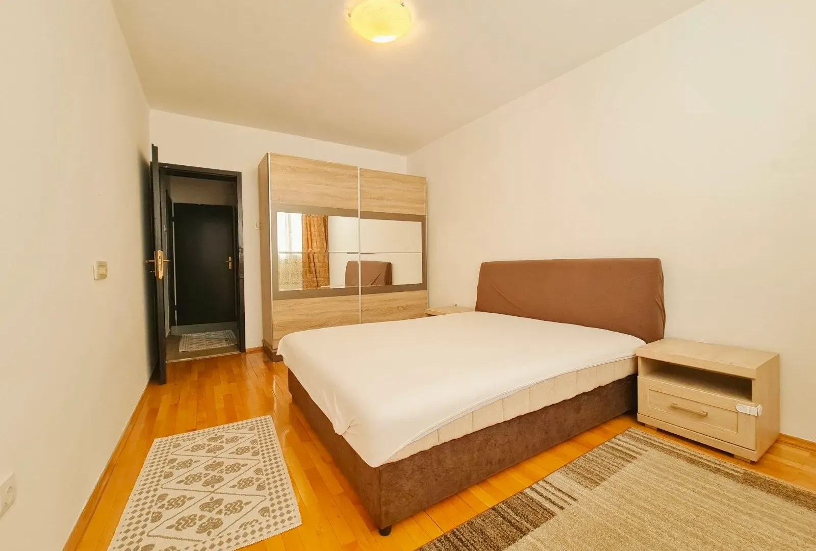 Rent, one bedroom apartment, 59m², Blok 5, Podgorica