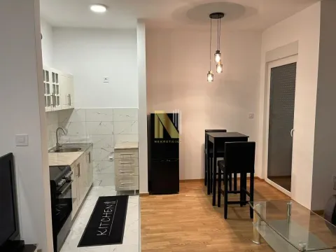 Izdavanje, jednosoban stan, 40m², Petrovaradin, Novi Sad - image 6