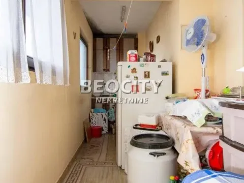 Prodaja, stan, 35m², Severni Bulevar, Zvezdara Sve Podlokacije - image 13