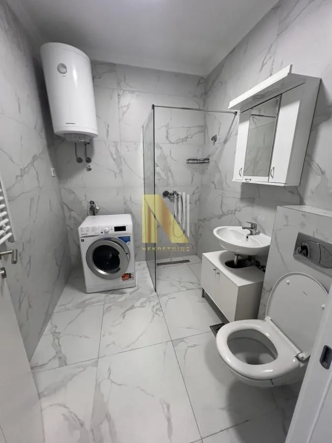 Izdavanje, jednosoban stan, 42m², Avijatičarsko naselje, Novi Sad Sve Podlokacije
