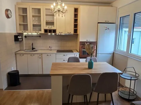 Prodaja, jednosoban stan, 43m², Dalmatinska ulica, Podgorica - image 3