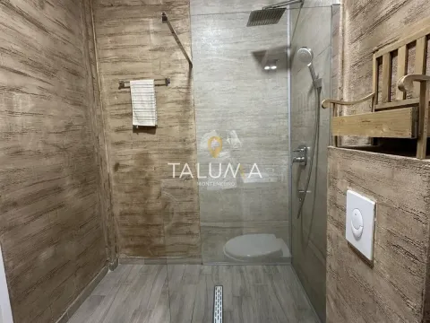 Izdavanje, dvosoban stan, 68m², Blok 9, Podgorica - image 7