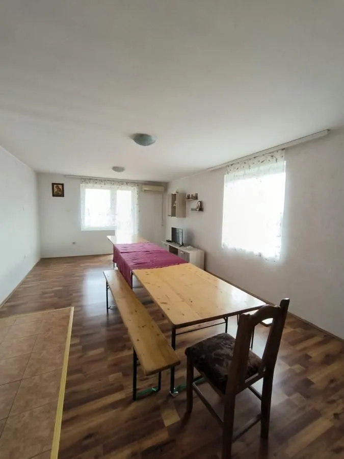 Prodaja, kuća, 194m², Ribare, Jagodina