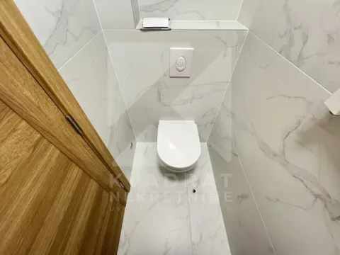 Izdavanje, dvosoban stan, 61m², Tološi, Podgorica - image 12