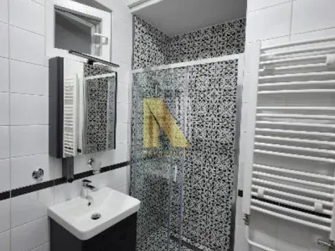 Prodaja, garsonjera, 32m², Centar, Novi Sad - image 11