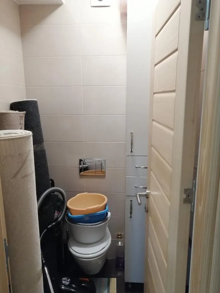 Izdavanje, trosoban stan, 100m², Blok 6, Podgorica