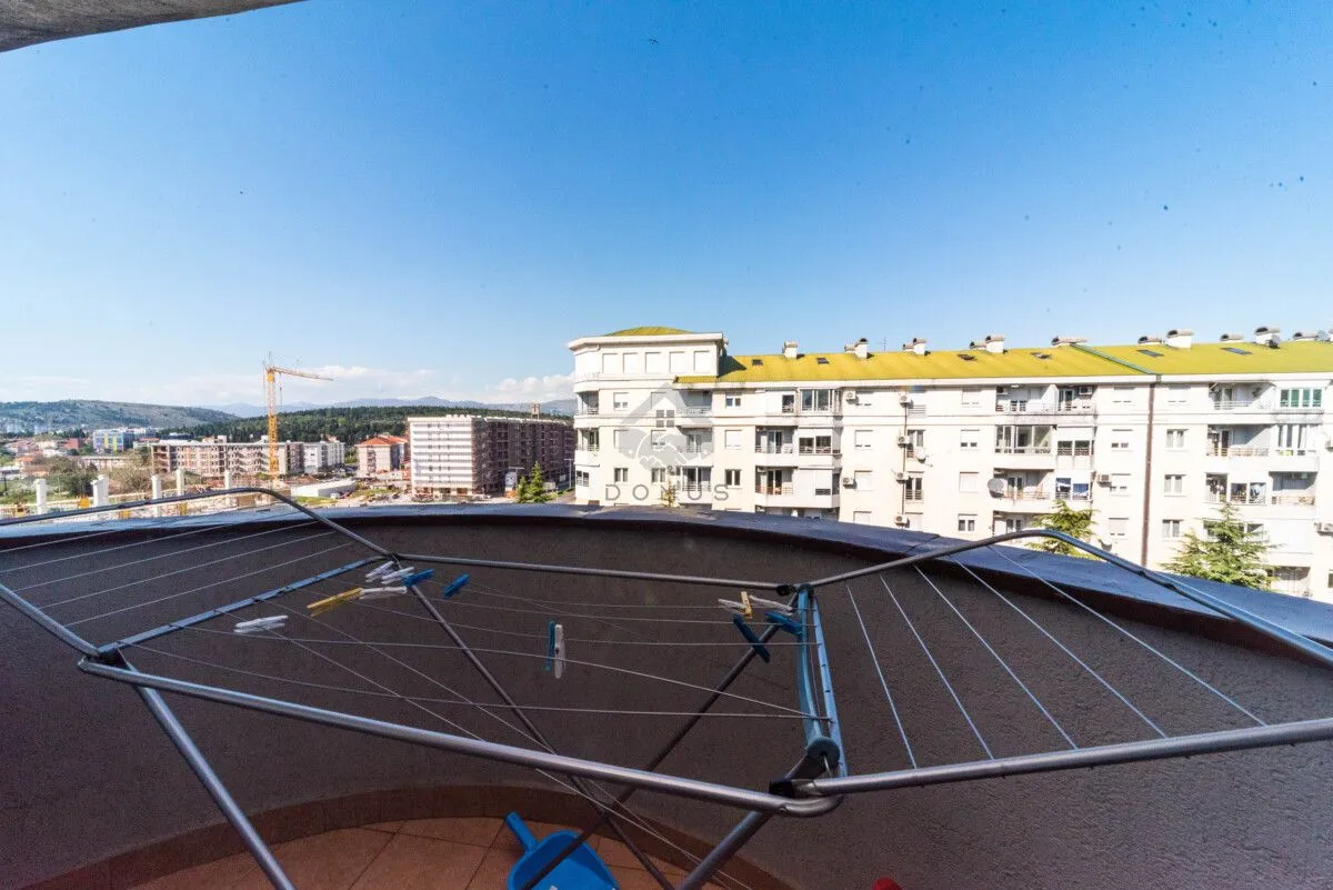 Izdavanje, jednosoban stan, 40m², Stari Aerodrom, Podgorica