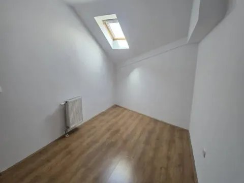 Rent, four bedroom apartment, 78m², Centar, Novi Sad - image 10