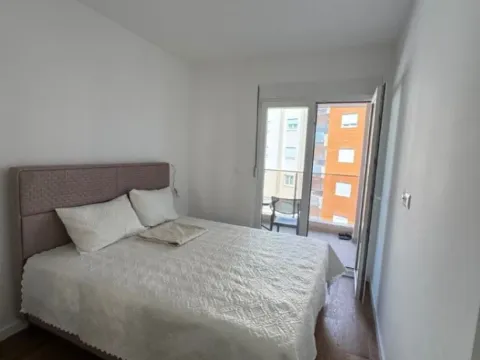 Izdavanje, jednosoban stan, 47m², Stari Aerodrom, Podgorica - image 8