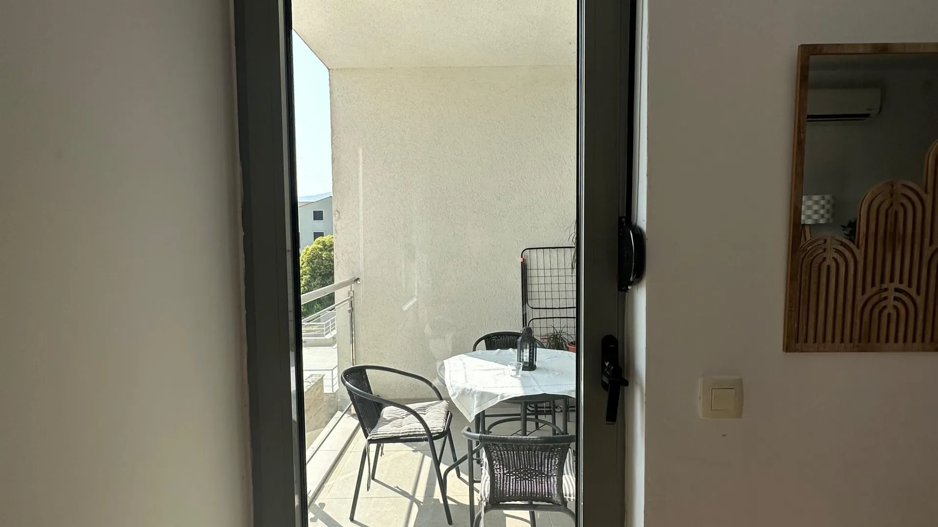 Prodaja, jednosoban stan, 57m², Tivat, Crna Gora