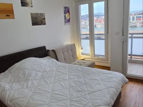 Izdavanje, jednosoban stan, 43m², City Kvart, Podgorica - image 6