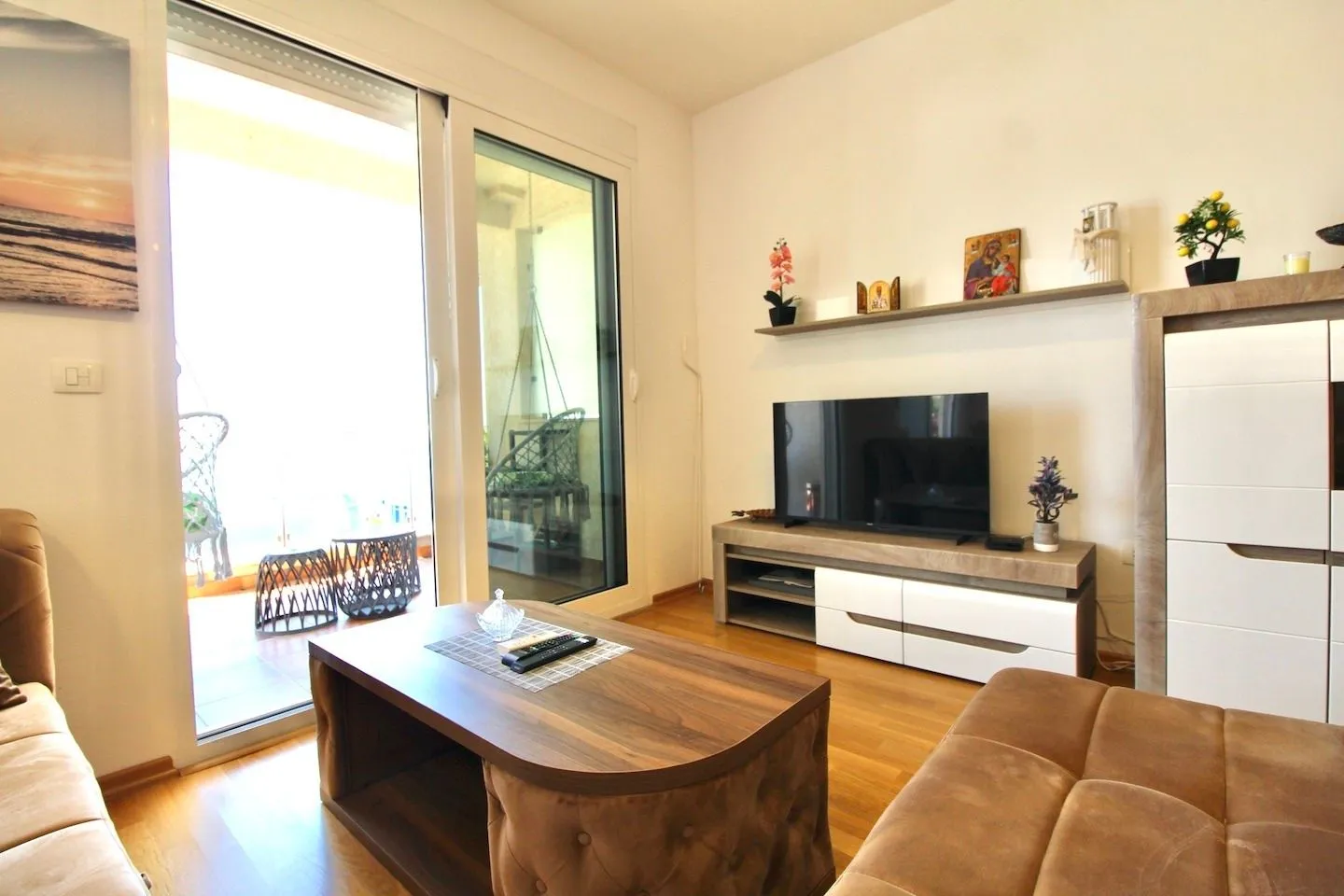Daily-rent, two bedroom apartment, 100m², Dobre Vode, Bar