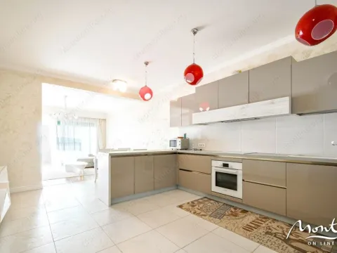 Prodaja, dvosoban stan, 115m², Bečići, Budva - image 2