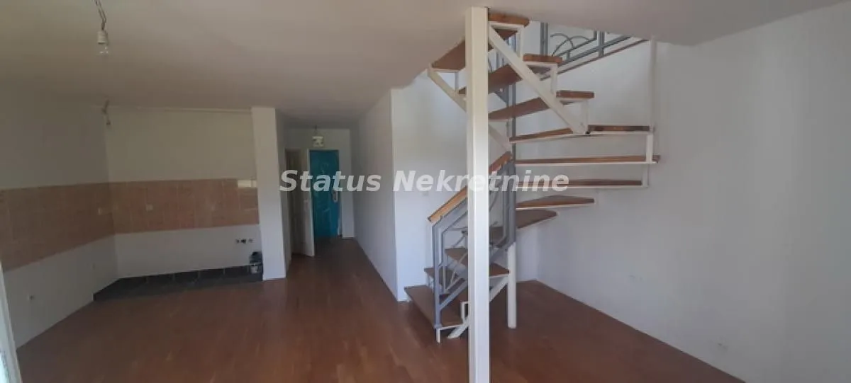 Prodaja, poslovni prostor, 128m², Novo naselje, Novi Sad