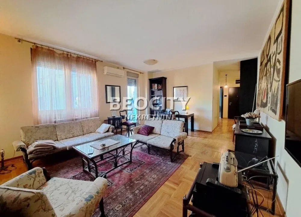 Prodaja, stan, 70m², Čubura, Beograd