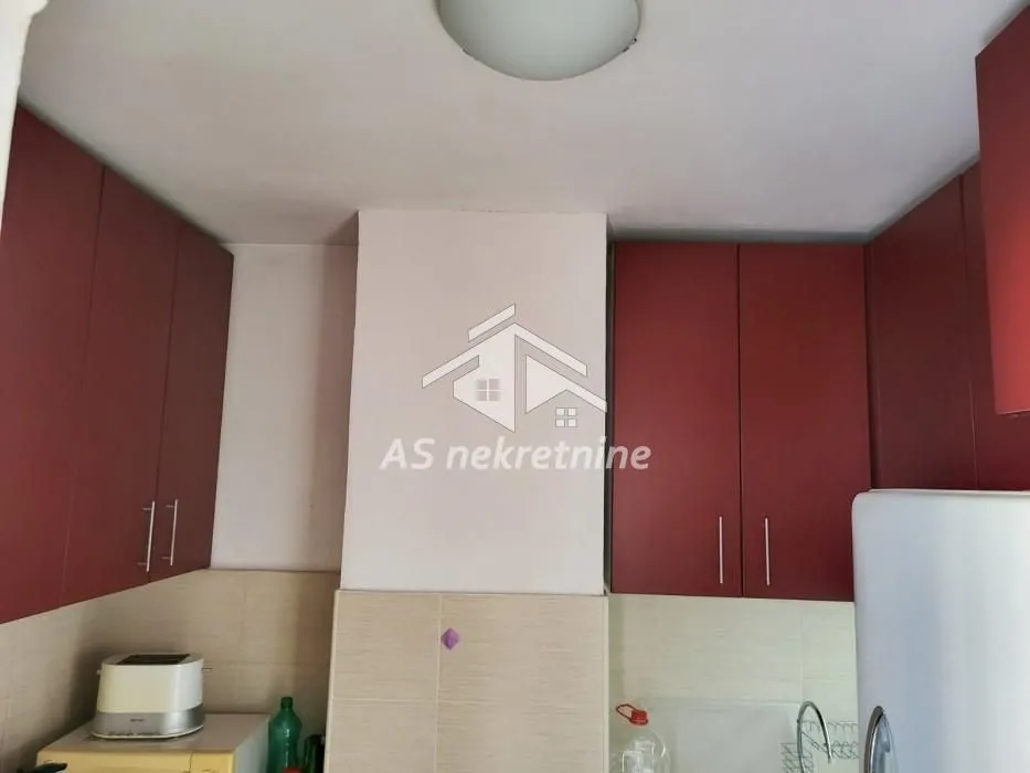 Izdavanje, dvosoban stan, 48m², Novi Beograd Blok 61, Novi Beograd Sve Podlokacije