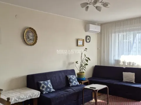 Sale, two bedroom apartment, 75m², Novi Beograd Blok 64, Novi Beograd Sve Podlokacije - image 2