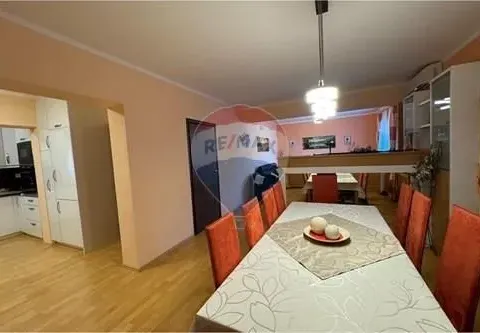 Sale, house, 1874m², Centar, Bar - image 9