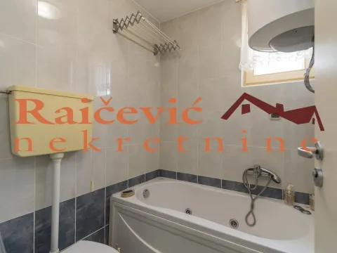 Izdavanje, trosoban stan, 65m², Kluz, Zvezdara Sve Podlokacije - image 19