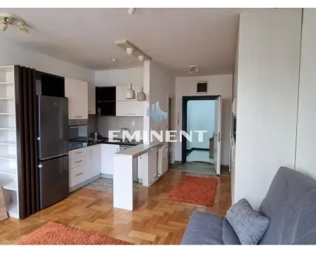 Rent, one bedroom apartment, 30m², Zvezdara Sve Podlokacije, Beograd - image 6