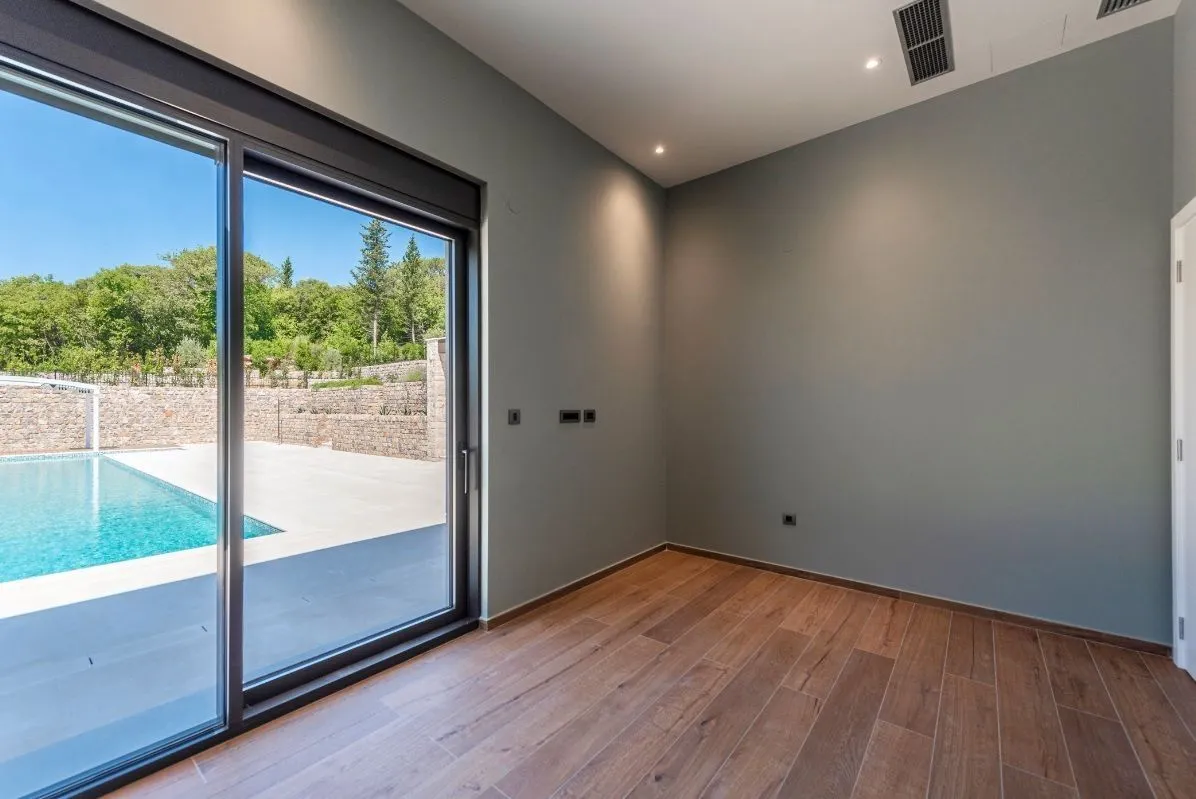Prodaja, kuća, 558m², Đuraševići, Tivat