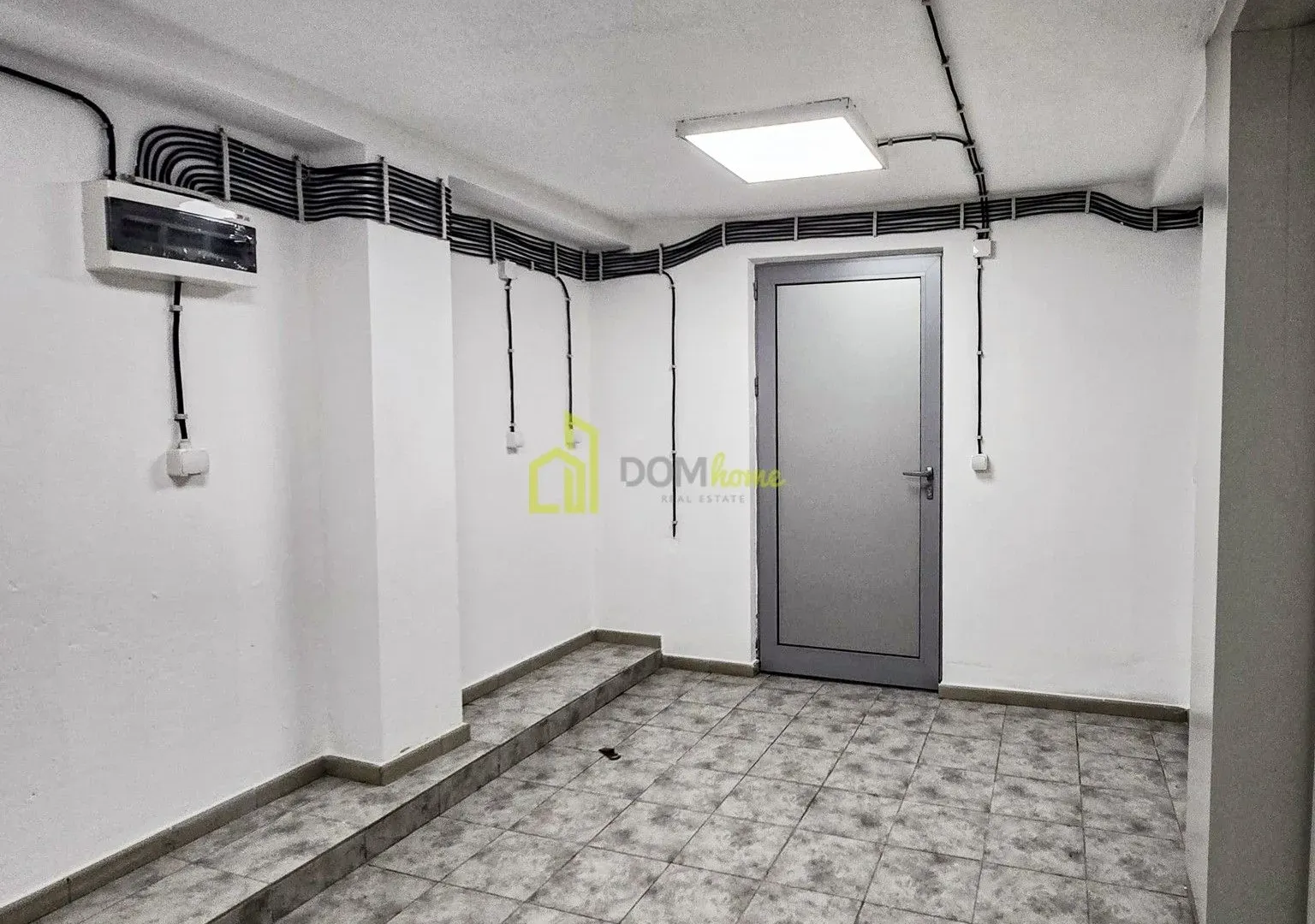 Rent, office space, 97m², City Kvart, Podgorica