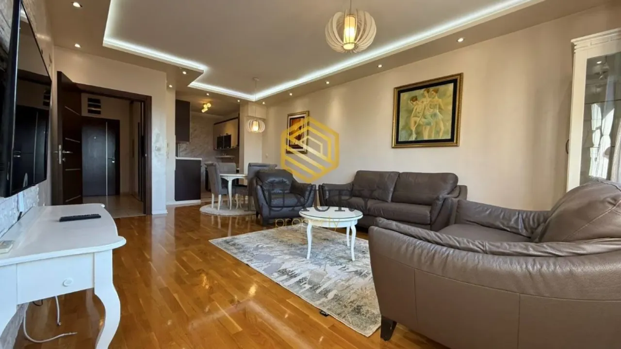 Izdavanje, jednosoban stan, 90m², Preko Morače, Podgorica