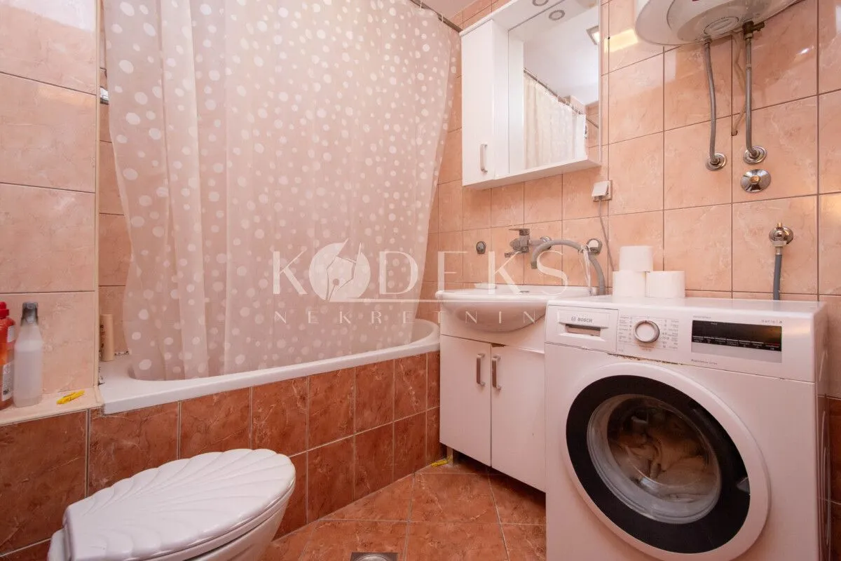 Izdavanje, jednosoban stan, 55m², Vezirov Most, Podgorica