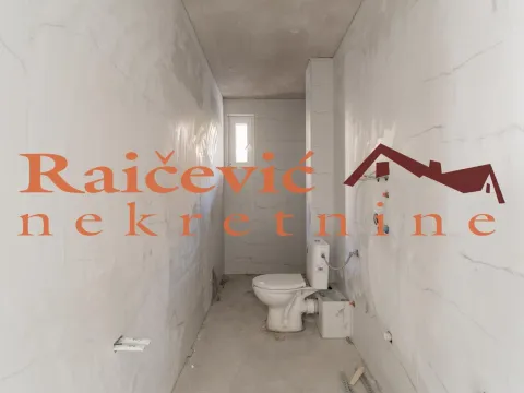 Prodaja, trosoban stan, 82m², Grocka, Beograd - image 12