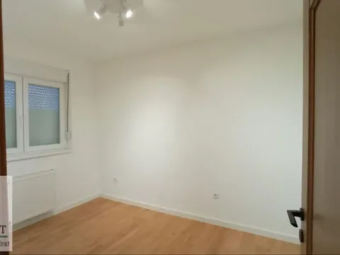 Prodaja, četvorosoban stan, 78m², Obrenovac, Beograd - image 6