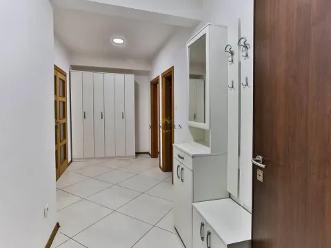 Rent, three bedroom apartment, 140m², Centar, Budva - image 8
