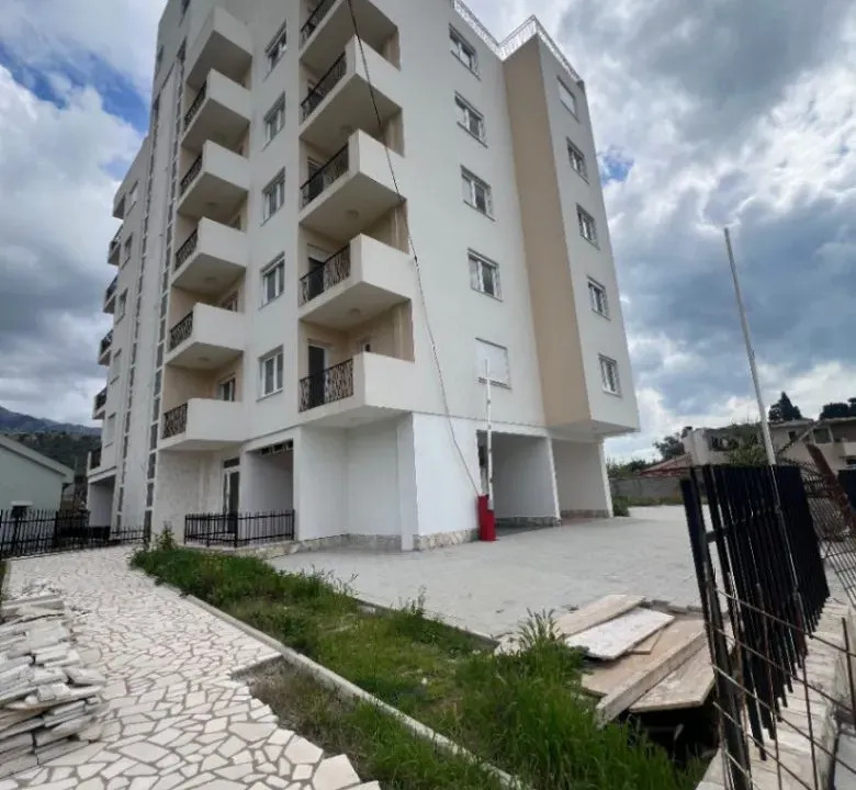Sale, one bedroom apartment, 42m², Makedonsko naselje, Bar