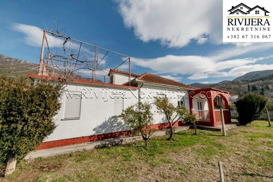 Prodaja, kuća, 80m², Zelenika, Herceg Novi