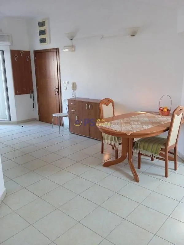 Prodaja, trosoban stan, 100m², Bar, Crna Gora