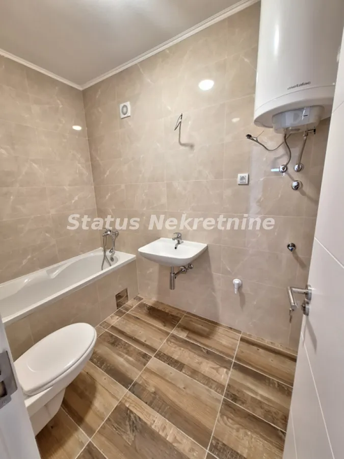 Izdavanje, trosoban stan, 60m², Telep, Novi Sad Sve Podlokacije