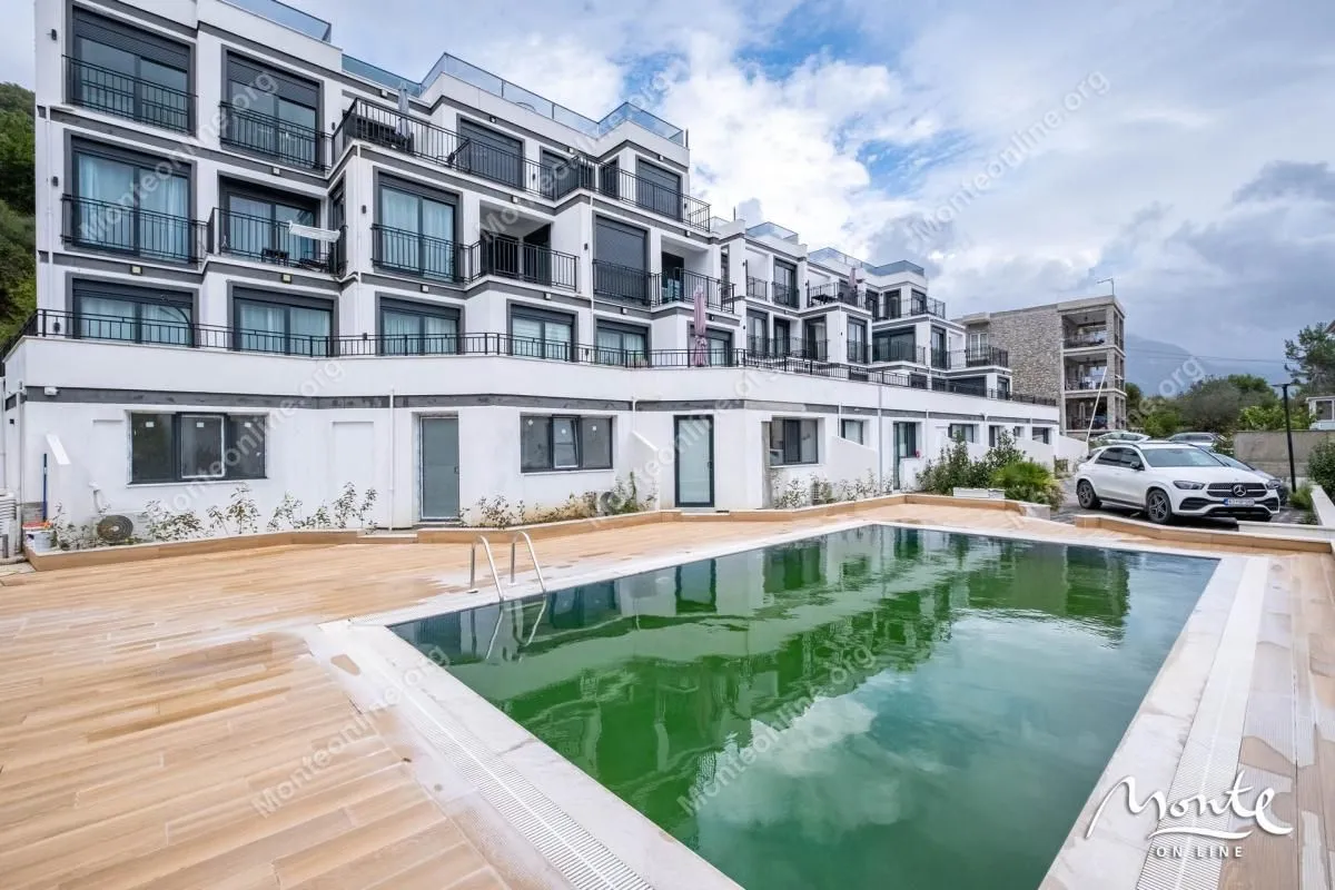 Prodaja, dvosoban stan, 47m², Tivat, Crna Gora