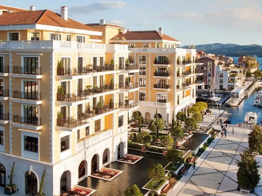 Sale, three bedroom apartment, 193m², Tivat, Crna Gora