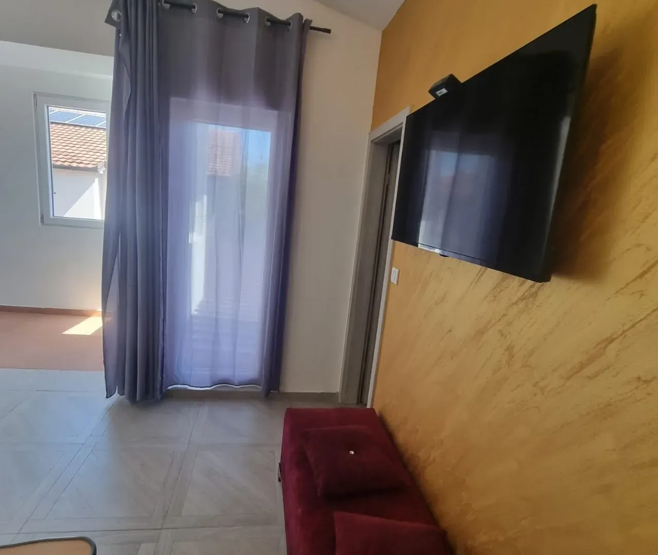 Rent, one bedroom apartment, 40m², Tološi, Podgorica